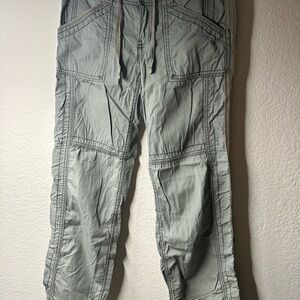 GAP Men's Light Gray Cargo Pants